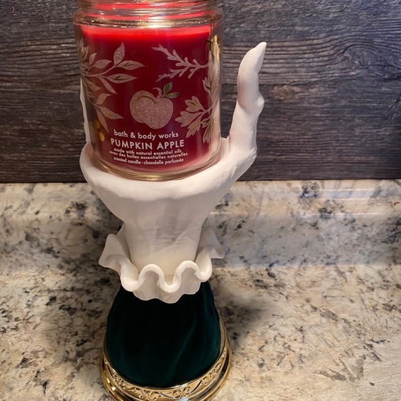 Bath & Body Works Halloween - Picture 2 of 4